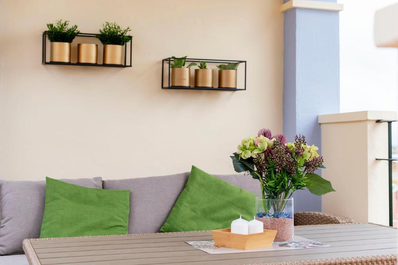 Apartmán Ático con terraza-solárium y piscina 4-6 personas WIFI A/C Roda Exteriér fotografie