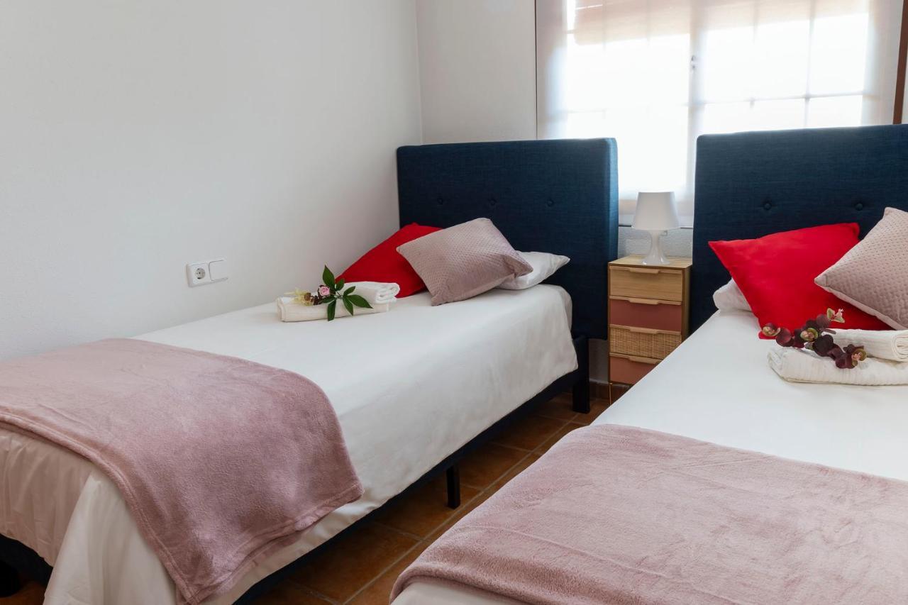 Apartmán Ático con terraza-solárium y piscina 4-6 personas WIFI A/C Roda Exteriér fotografie